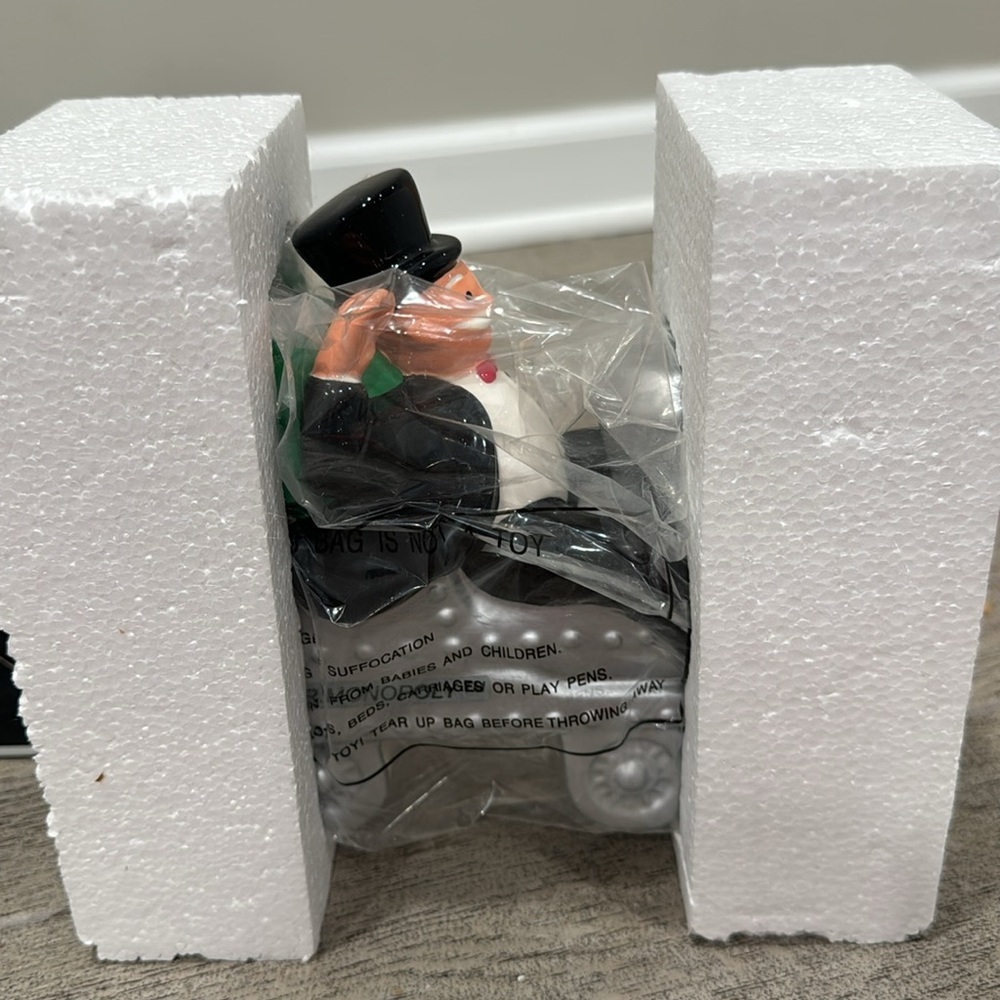 MR. MONOPOLY BANK Uncle Milburn Pennybag Monopoly Train Ceramic Hasbro 1998 - Picture 4 of 8
